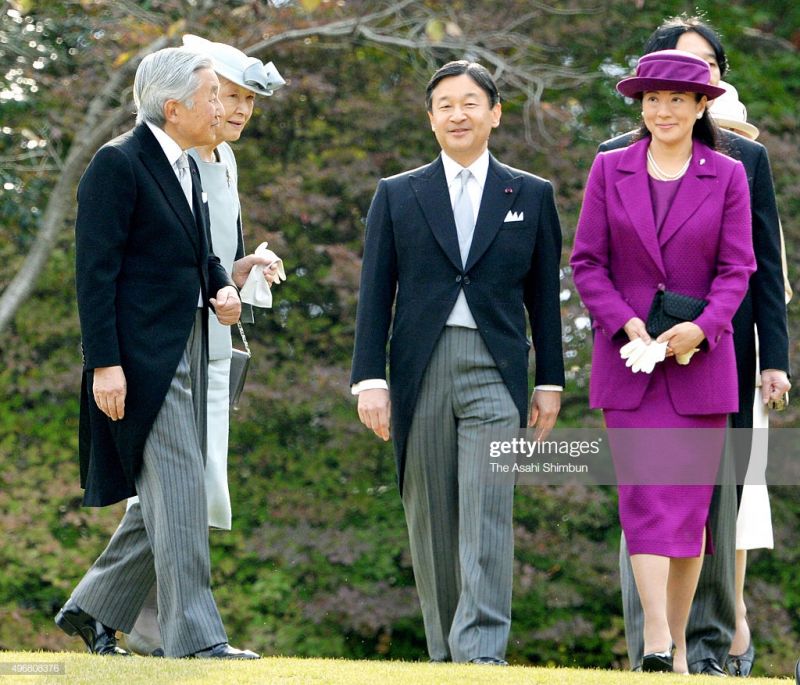 nhà vua Naruhito và hoàng hậu Masako